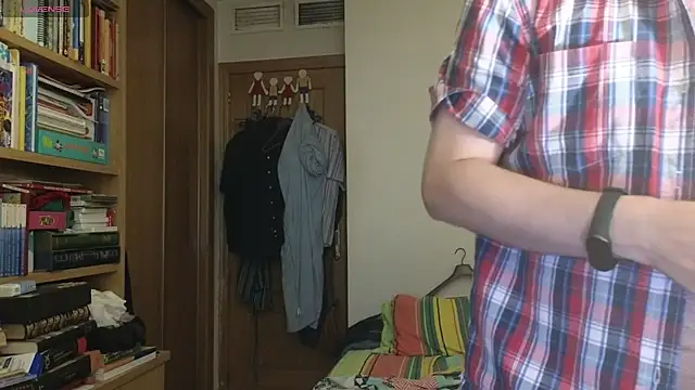 curiosillo83 online show from 13, 9, 2025