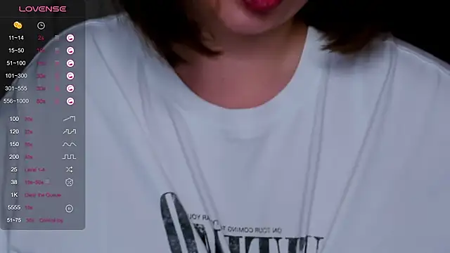 KindHazelHere  online show from 24, 2, 2025