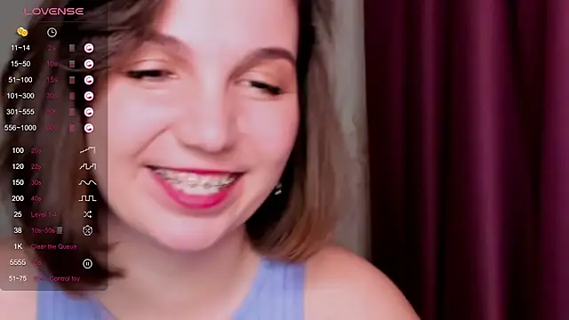 KindHazelHere  online show from 25, 2, 2025