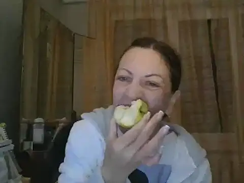 Snapshot of ShawnaAdams chatting on 13, 2, 2025 ShawnaAdams online show from 13, 2, 2025