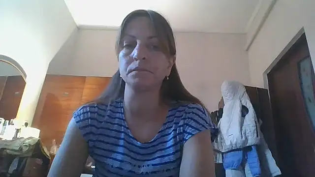 Snapshot of ShawnaAdams chatting on 11, 9, 2025 ShawnaAdams online show from 11, 9, 2025