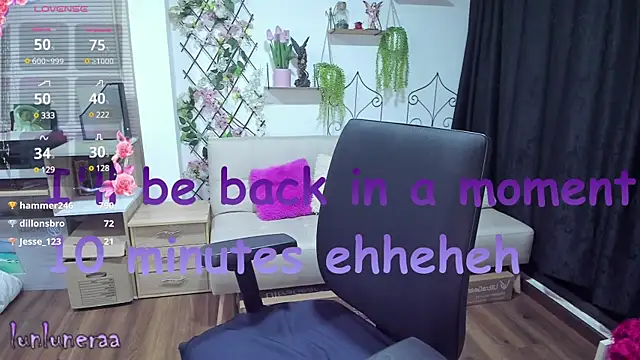 Snapshot of Lunlunera chatting on 24, 2, 2025 Lunlunera online show from 24, 2, 2025