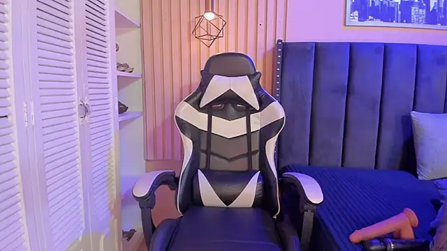 ashlye miller  online show from 15, 1, 2026