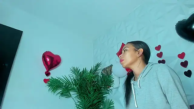 Hellen Sky online show from 21, 2, 2026