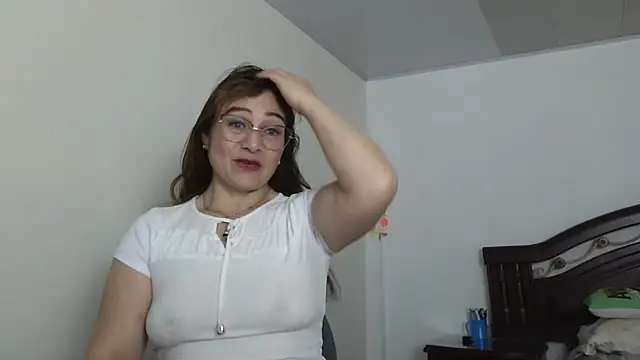 ruby-milf1 online show from 18, 1, 2025