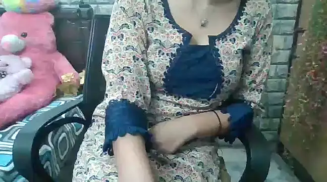 Sexy iknoor online show from 6, 2, 2025