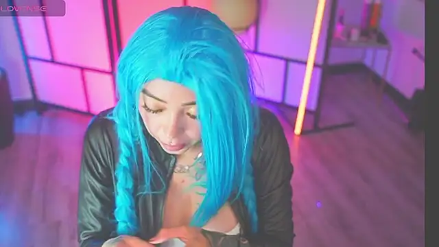 isa red hair online show from 2, 2, 2026