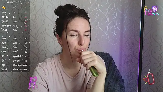 Snapshot of xx_adrihanna_xx chatting on 11, 5, 2026 xx adrihanna xx online show from 11, 5, 2026