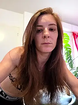 Snapshot of Ladykimberly_XOXO chatting on 14, 9, 2025 Ladykimberly XOXO online show from 14, 9, 2025