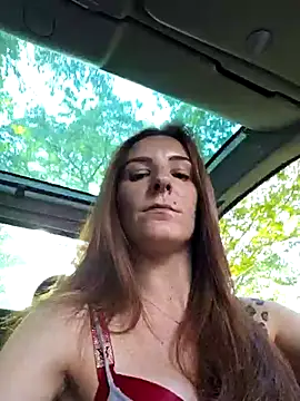 Snapshot of Ladykimberly_XOXO chatting on 8, 10, 2025 Ladykimberly XOXO online show from 8, 10, 2025