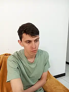 Snapshot of Norehg chatting on 15, 2, 2025 Norehg online show from 15, 2, 2025