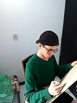 Snapshot of Norehg chatting on 16, 3, 2025 Norehg online show from 16, 3, 2025