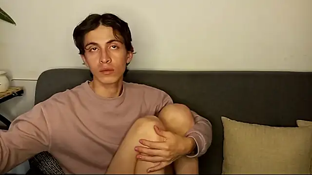 Snapshot of Norehg chatting on 27, 9, 2025 Norehg online show from 27, 9, 2025