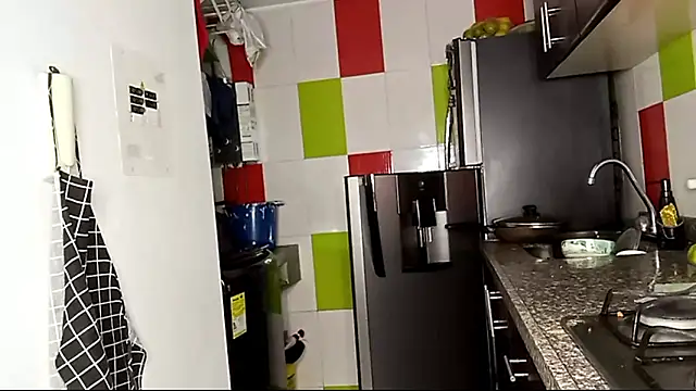 Snapshot of Norehg chatting on 30, 9, 2025 Norehg online show from 30, 9, 2025