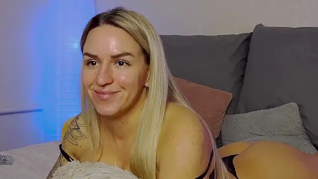 SofiJames online show from 3, 12, 2024