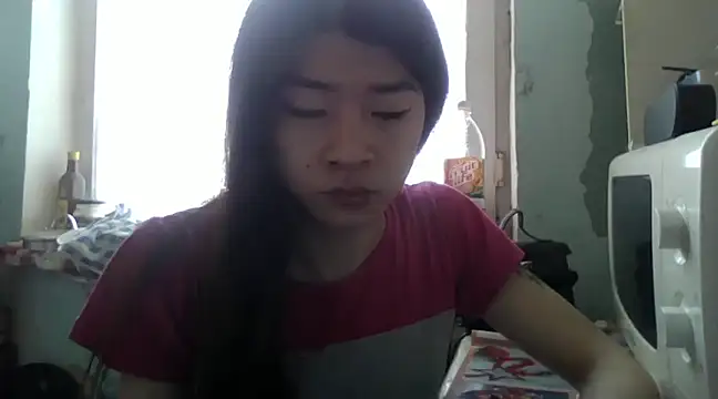 CarlyJoy online show from 13, 2, 2025