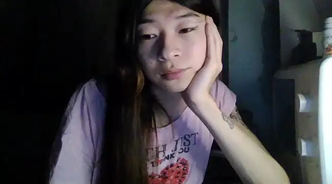 CarlyJoy online show from 13, 3, 2025