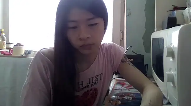 CarlyJoy online show from 21, 3, 2025