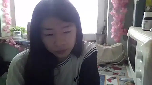 CarlyJoy online show from 29, 9, 2025