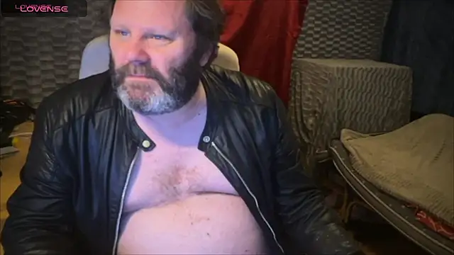 Snapshot of master_227 chatting on 2, 3, 2025 master 227 online show from 2, 3, 2025