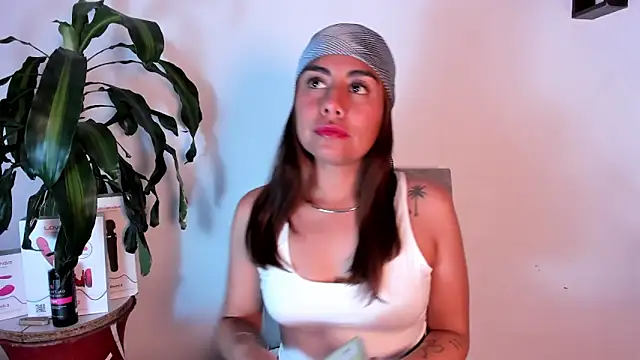 im amber online show from 28, 5, 2026