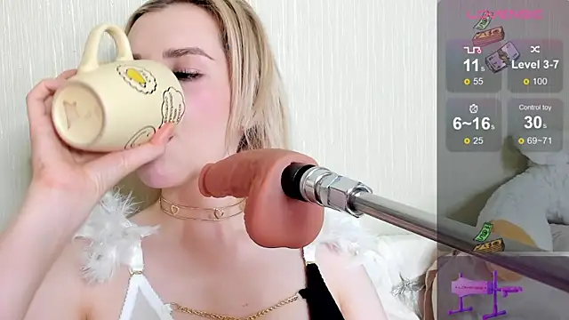 Kaya Devis online show from 4, 2, 2025