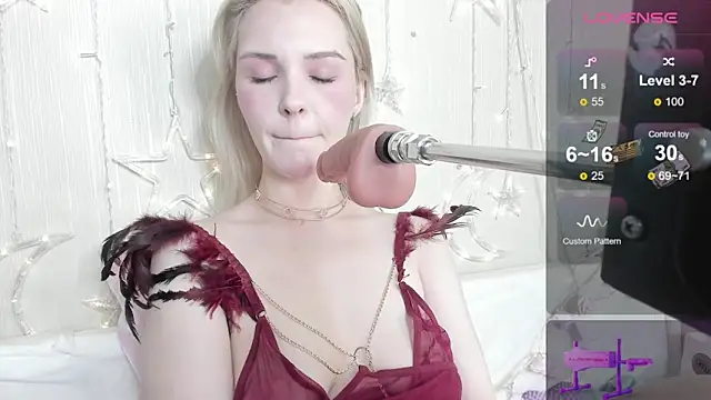 Kaya Devis online show from 9, 3, 2026