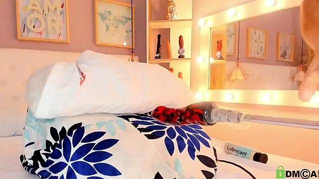 Snapshot of julyanna_ chatting on 16, 10, 2025 julyanna online show from 16, 10, 2025