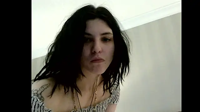 Snapshot of bexs780 chatting on 27, 12, 2024 bexs780 online show from 27, 12, 2024