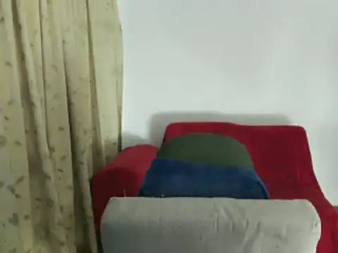 Snapshot of catalina_duran1 chatting on 1, 2, 2025 catalina duran1 online show from 1, 2, 2025