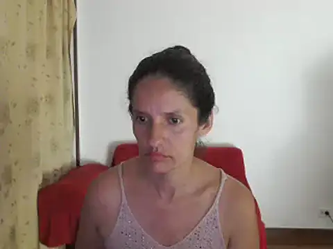 Snapshot of catalina_duran1 chatting on 2, 3, 2025 catalina duran1 online show from 2, 3, 2025