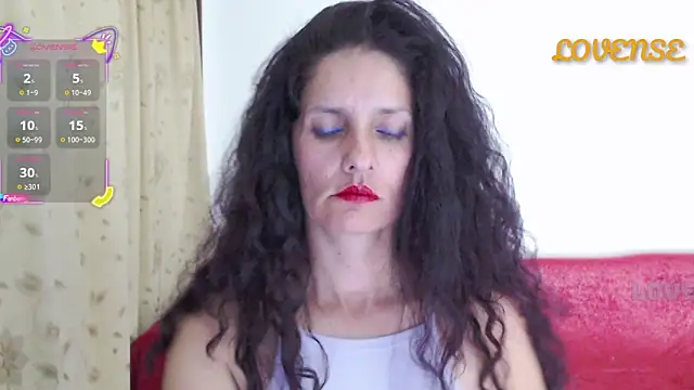Snapshot of catalina_duran1 chatting on 9, 10, 2025 catalina duran1 online show from 9, 10, 2025