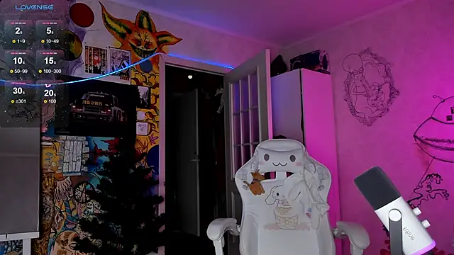 Sunny Mouse  online show from 25, 12, 2024