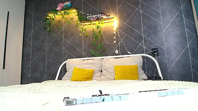 KathrineBerry online show from 18, 4, 2026