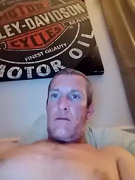 Snapshot of CuddlyFloat88 chatting on 31, 3, 2026 CuddlyFloat88 online show from 31, 3, 2026
