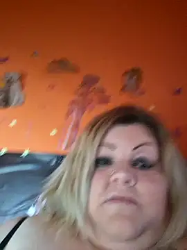 ducicsajsziii online show from 9, 4, 2026