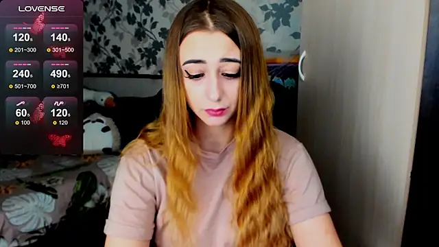 Snapshot of weakness4u chatting on 11, 3, 2025 weakness4u online show from 11, 3, 2025