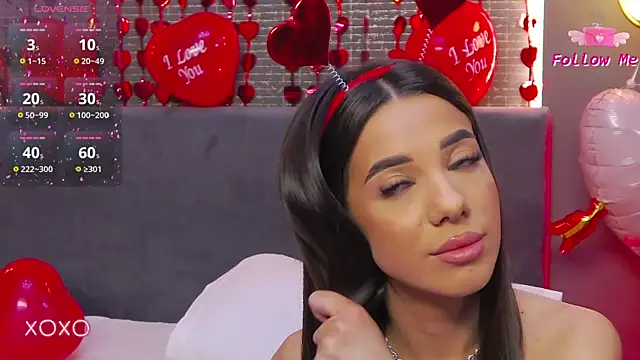 LaraKent online show from 14, 2, 2025