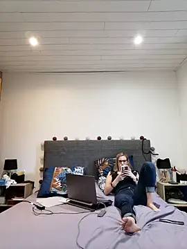 Snapshot of Madame_Callie chatting on 15, 7, 2026 Madame Callie online show from 15, 7, 2026