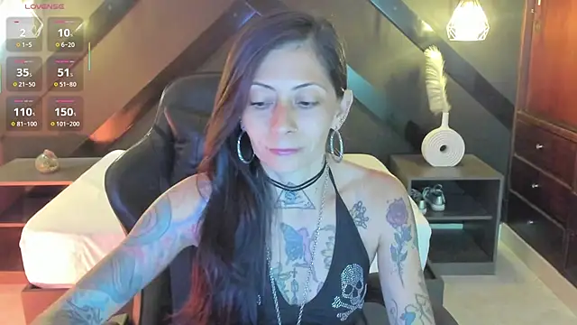 dark gotica online show from 6, 4, 2026