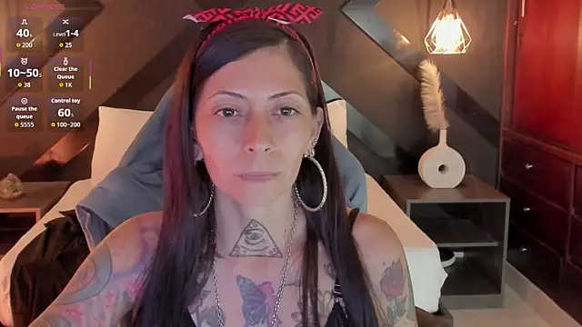 dark gotica online show from 16, 4, 2026