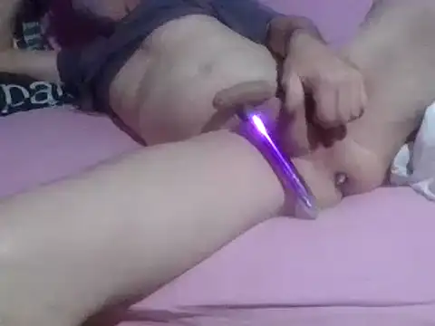 Snapshot of petitpeps84 chatting on 15, 3, 2025 petitpeps84 online show from 15, 3, 2025