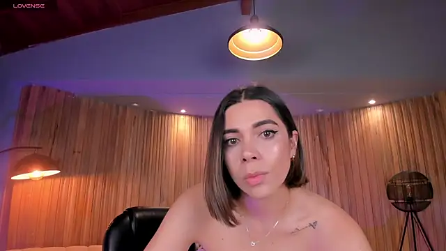 Snapshot of AmyWalker_ chatting on 25, 2, 2025 AmyWalker online show from 25, 2, 2025