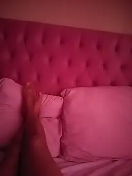 Snapshot of ShooingBunch chatting on 4, 3, 2026 ShooingBunch online show from 4, 3, 2026