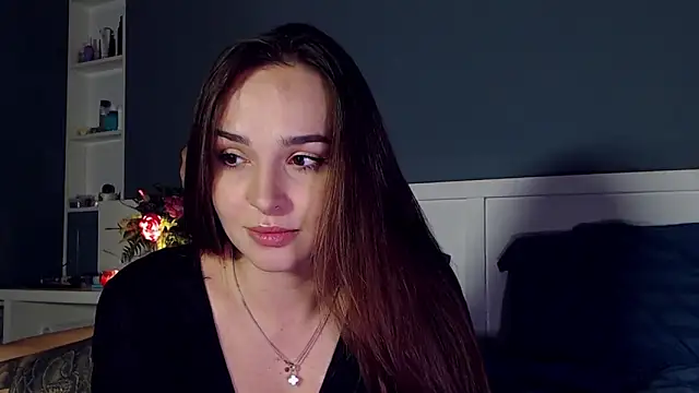 Snapshot of MeIisaLove chatting on 5, 12, 2024 MeIisaLove online show from 5, 12, 2024