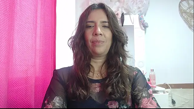 Snapshot of Victoria_meester chatting on 5, 2, 2025 Victoria meester online show from 5, 2, 2025