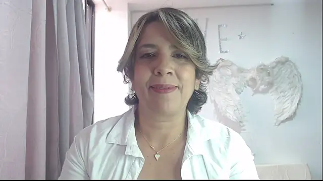 Snapshot of Victoria_meester chatting on 17, 9, 2025 Victoria meester online show from 17, 9, 2025