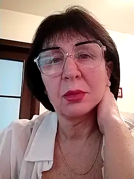 AlbinaXPretty online show from 8, 3, 2025