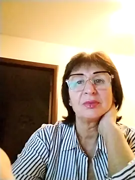 AlbinaXPretty online show from 29, 10, 2025