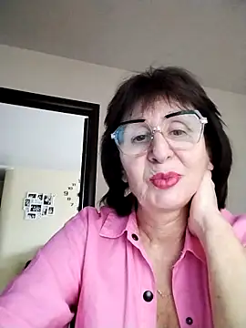 AlbinaXPretty online show from 13, 11, 2025